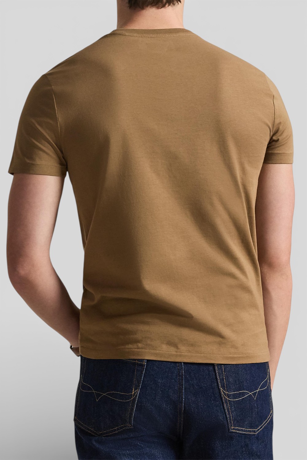 תמונת דוגמן אחורית של חולצת טי