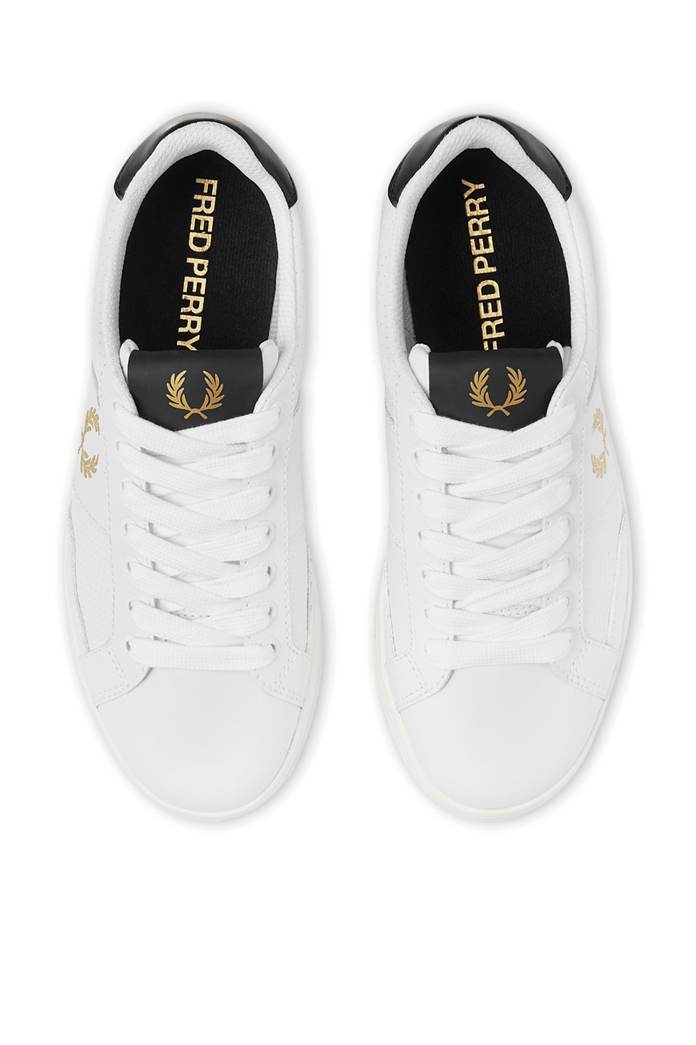 תמונת תקריב של B200 Leather Sneaker in White