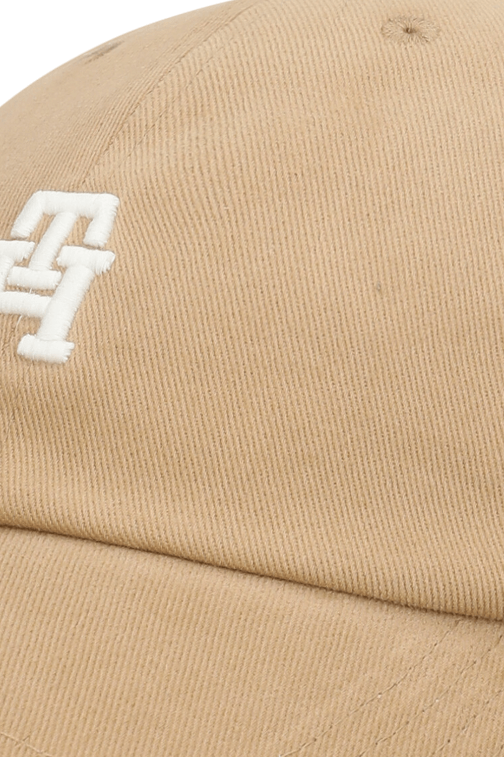 תמונת תקריב של כובע בייסבול