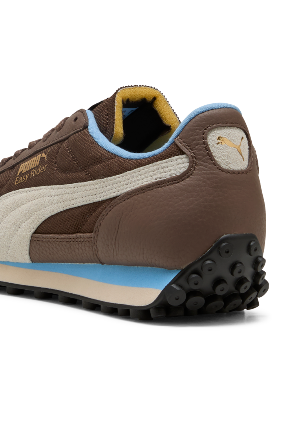 תמונת פנים של נעלי סניקרס איזי ריידר