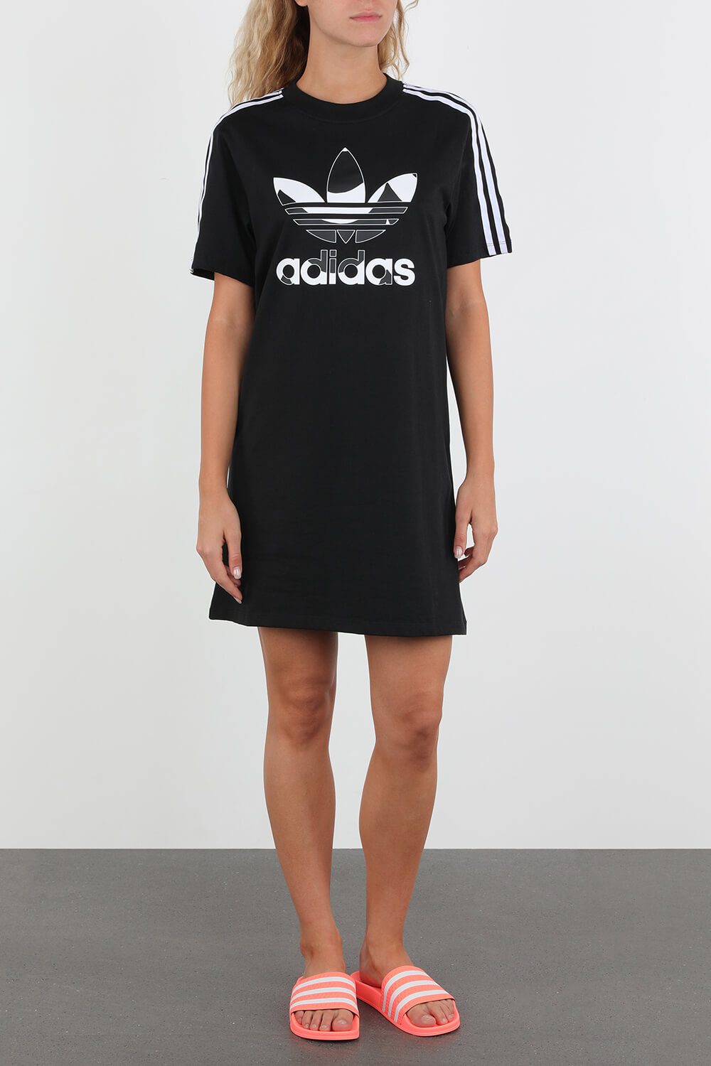 תמונת דוגמן קידמית של כפכפי סליידס סטריפ כתומות