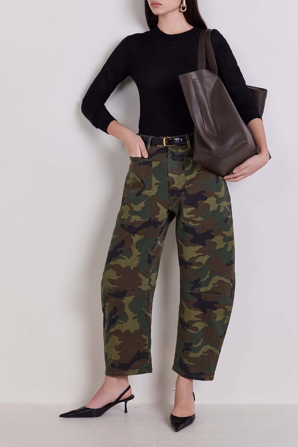 תמונת דוגמן קידמית של תיק כתף Y טוט