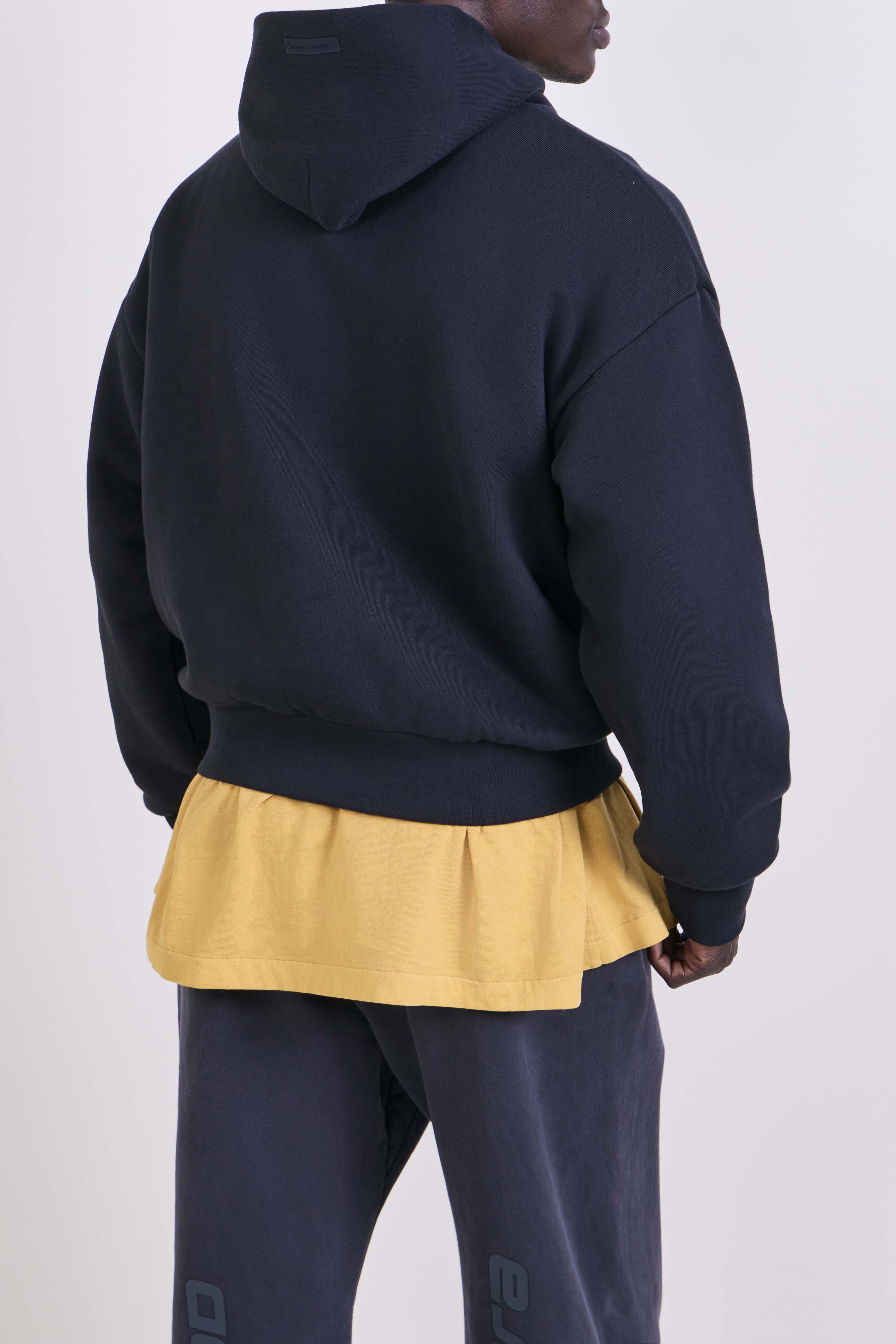 תמונת דוגמן אחורית של קפוצ&rsquo;ון