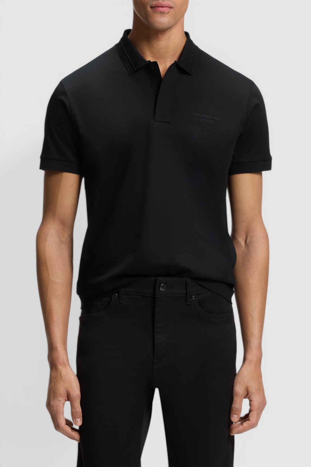 תמונת דוגמן קידמית של חולצת פולו בוס X פורשה