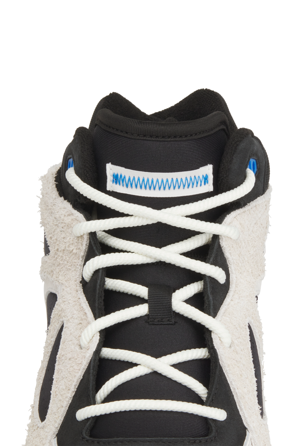 נעלי סניקרס בד באני x אדידס