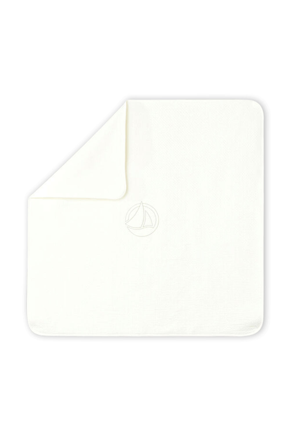 תמונת פנים של שמיכה לבנה עם לוגו