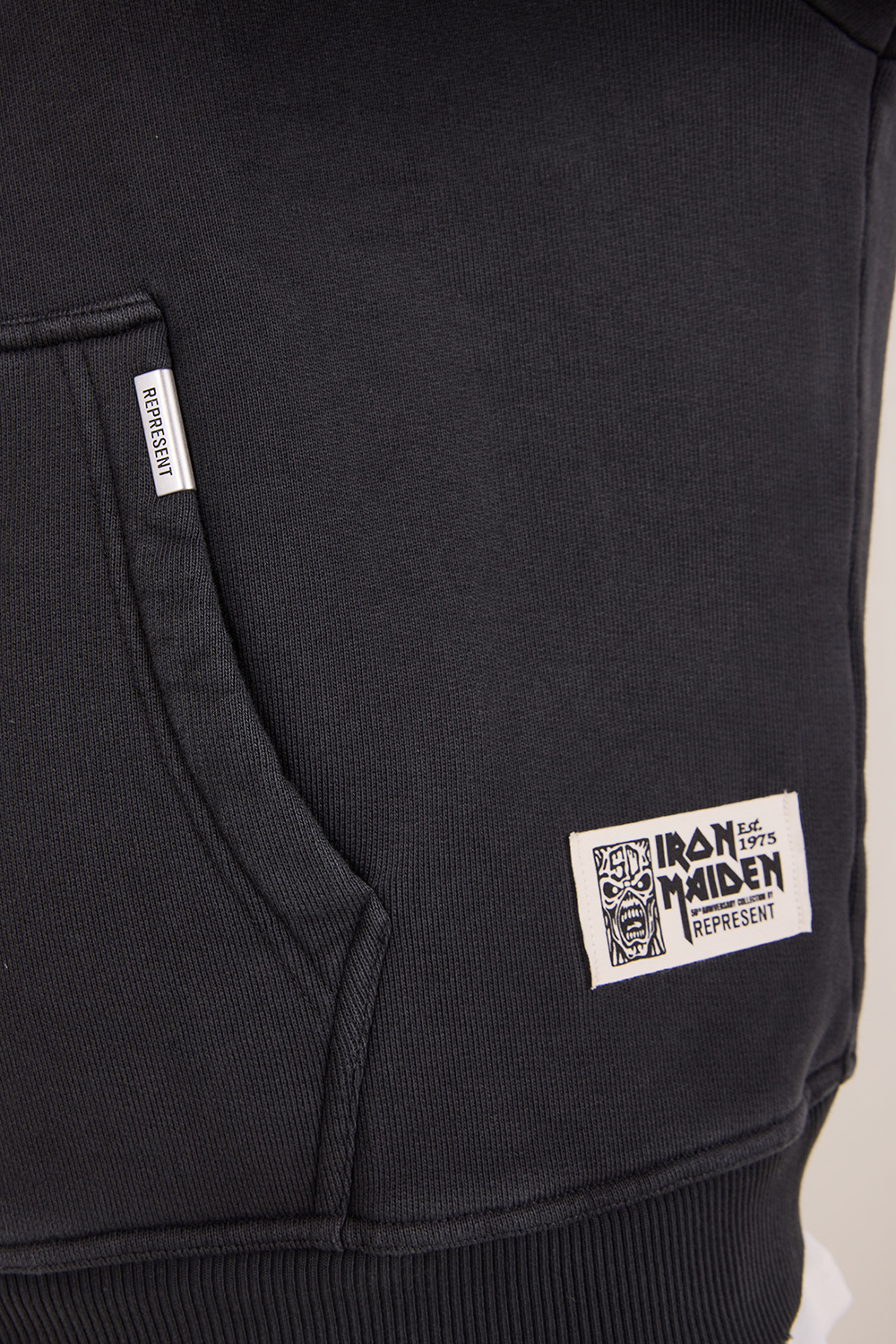 תמונת תקריב דוגמן של קפוצ&rsquo;ון במהדורת 50 שנה לאיירון מיידן