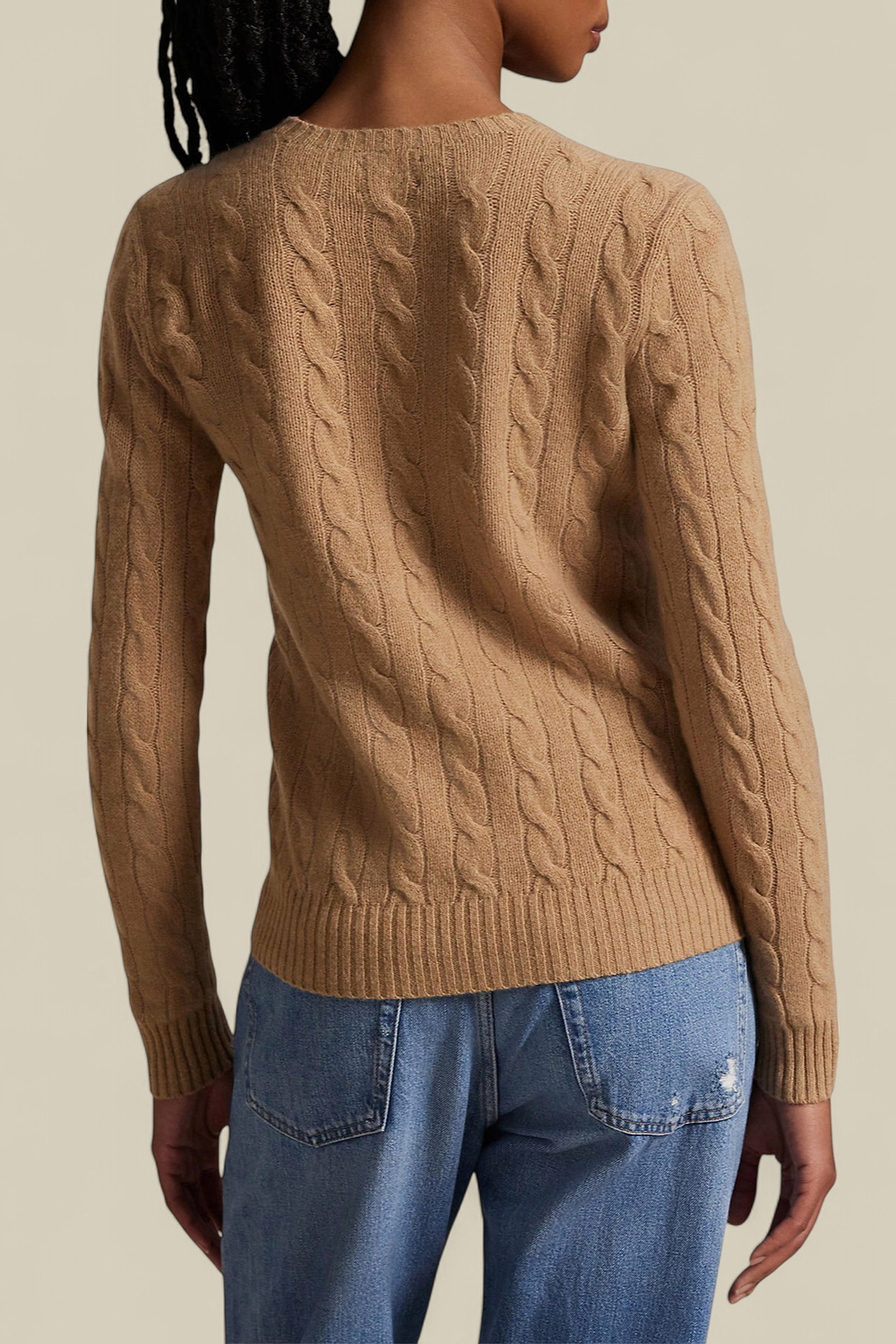 תמונת דוגמן אחורית של סריג צמר וקשמיר