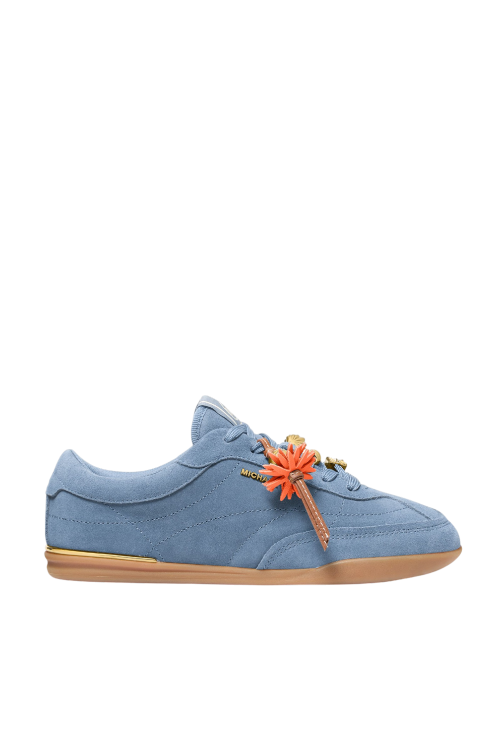 תמונה קידמית של נעלי סניקרס