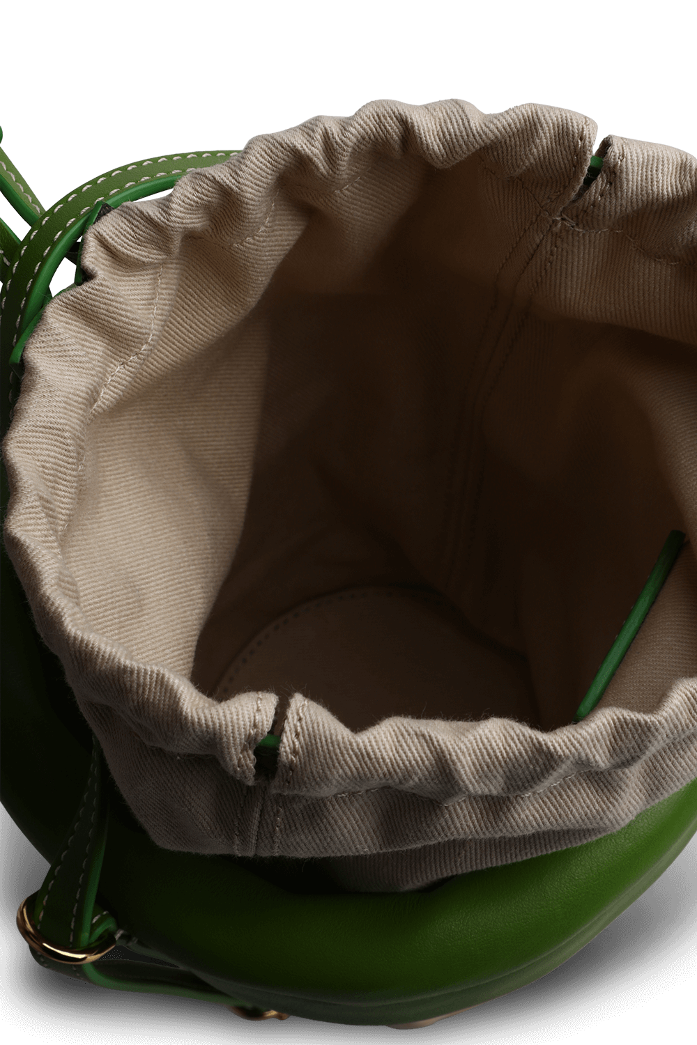 תמונת פנים של תיק באקט קלוע