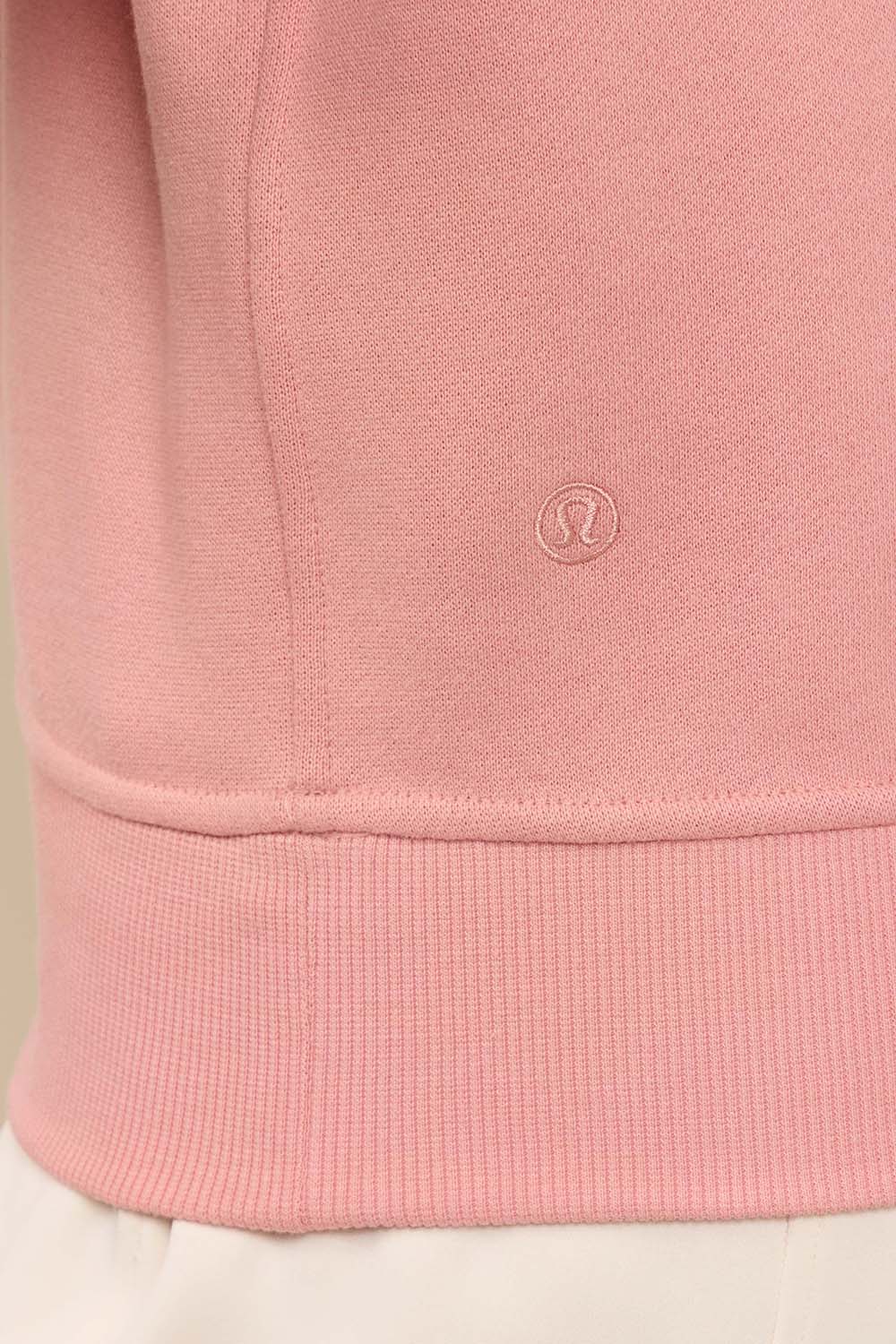 תמונת תקריב דוגמן של Women's Steady State Crew