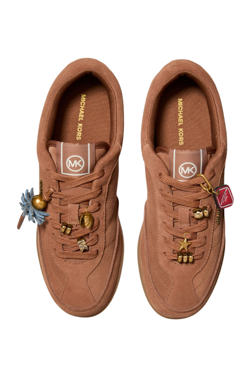 תמונת פנים של נעלי סניקרס