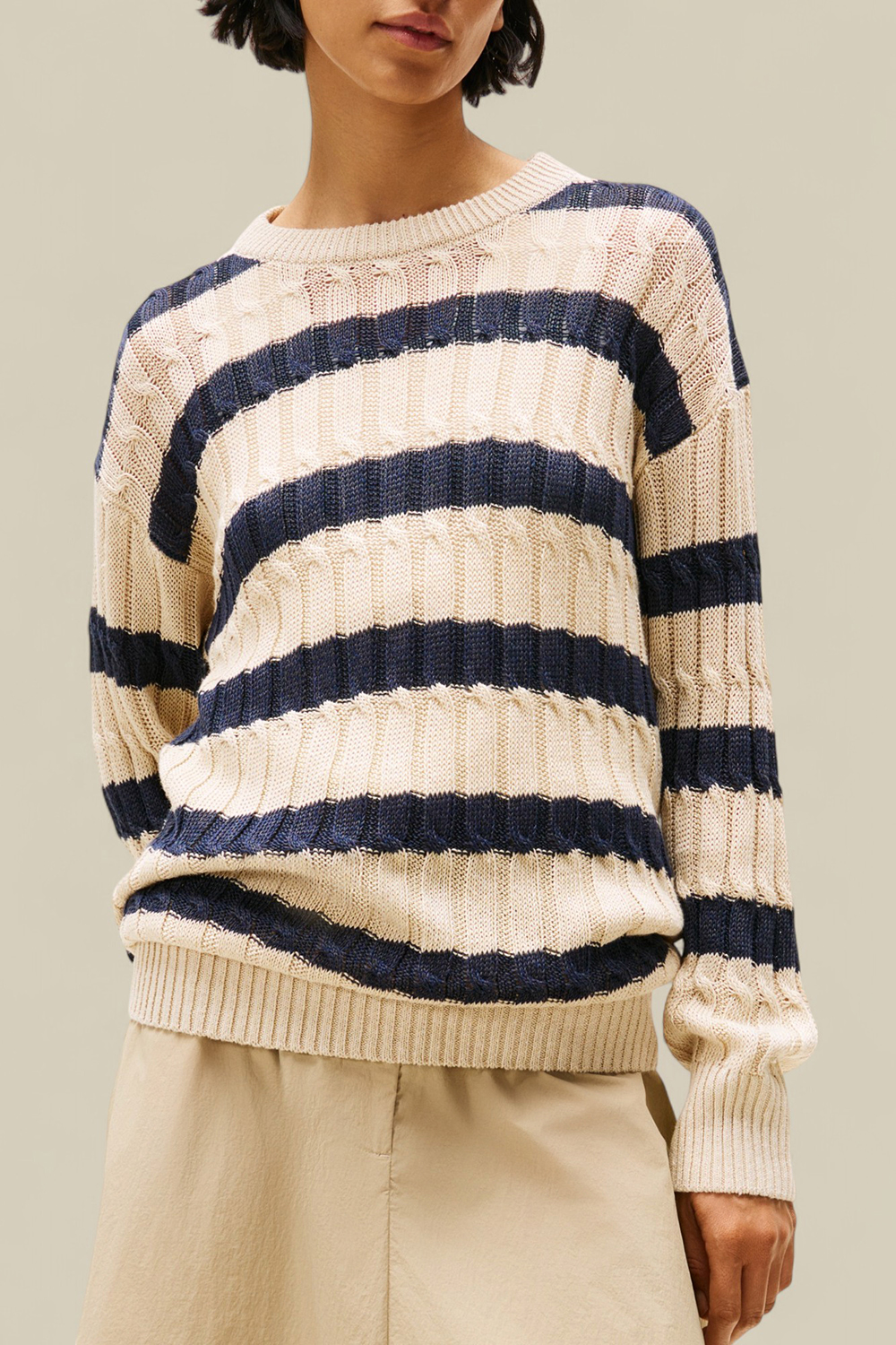 תמונת דוגמן קידמית של סריג פשתן