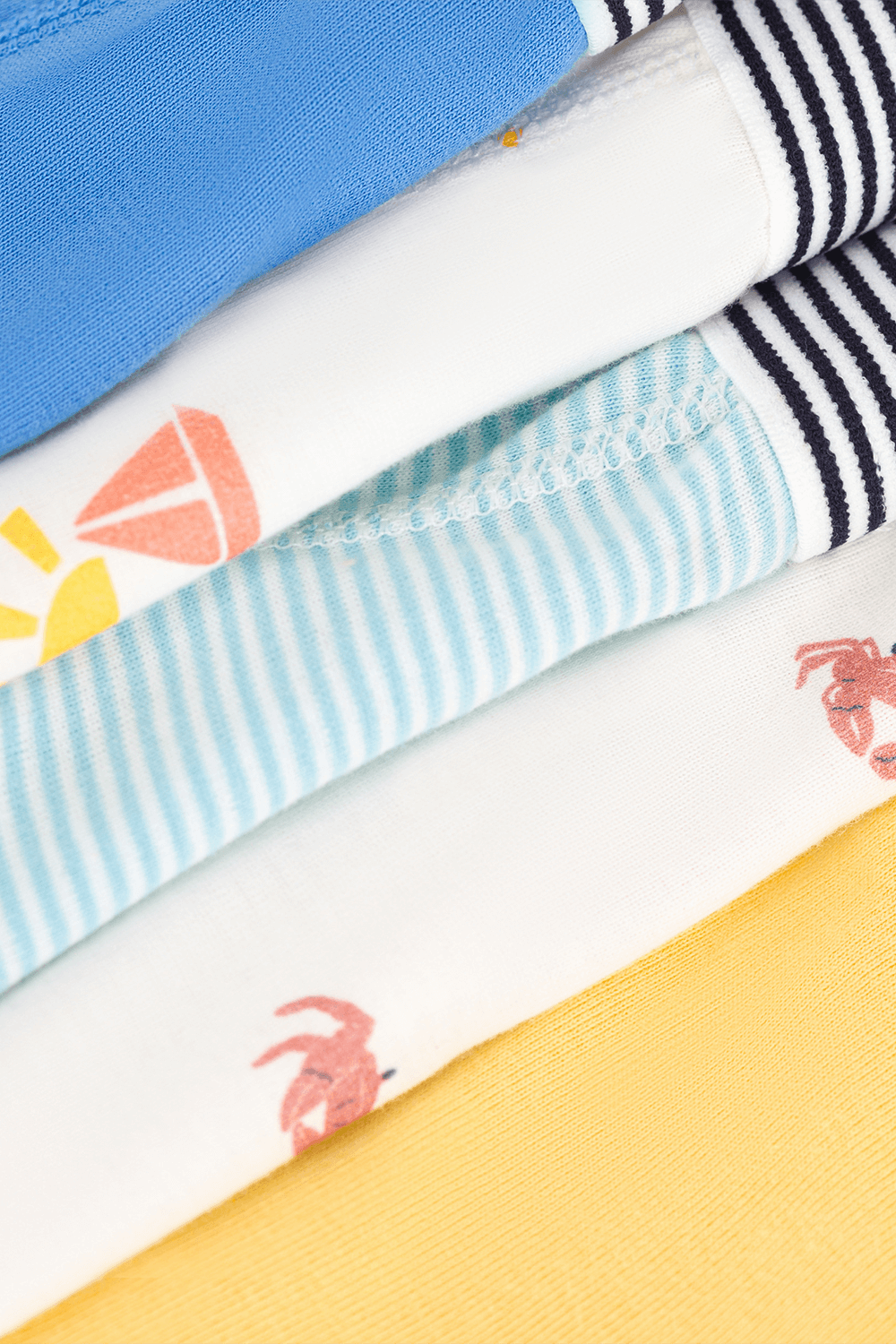 תמונת תקריב של מארז חמישה תחתוני בוקסר - גילאי 3-5 שנים