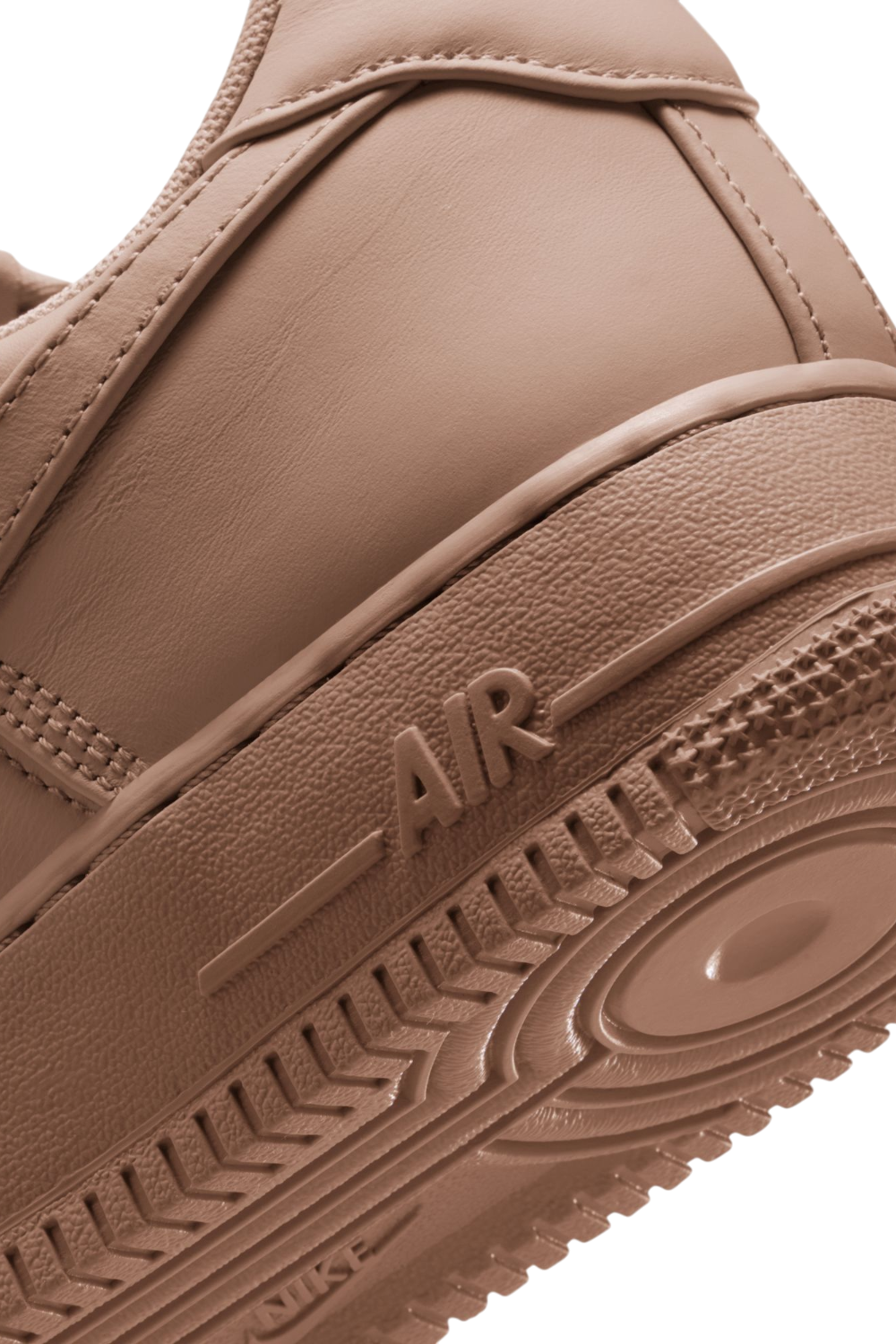 נייקי אייר פורס 1 לואו רטרו פרימיום