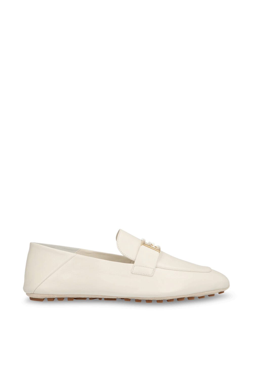 תמונה קידמית של נעלי מוקסינים