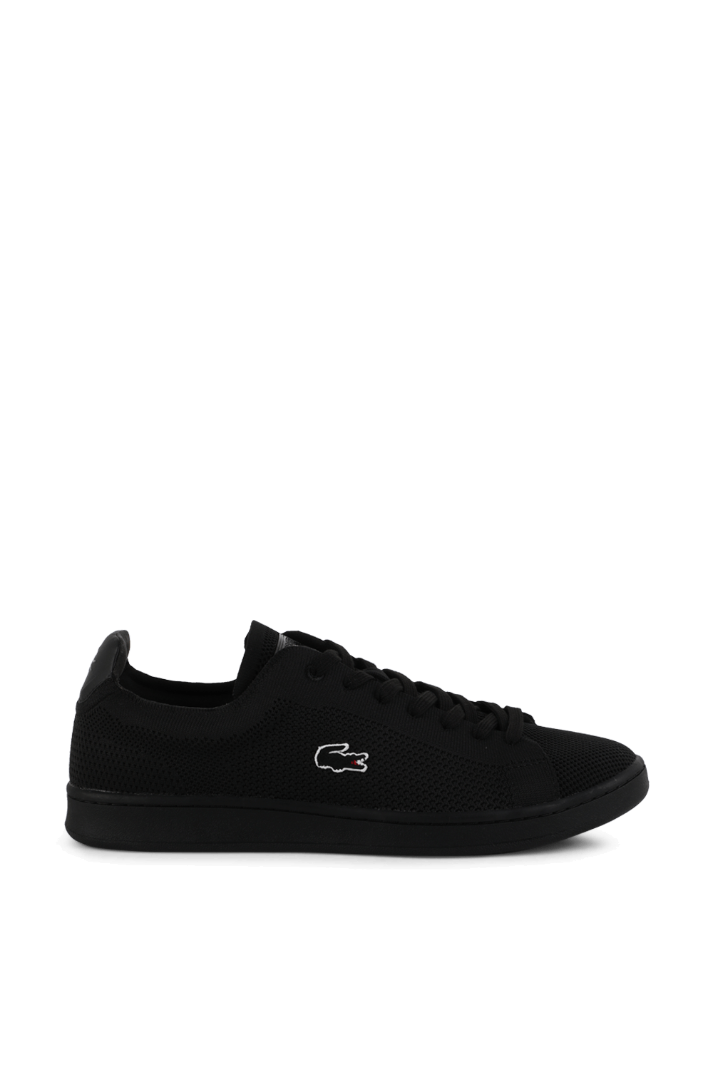 תמונה קידמית של נעלי סניקרס