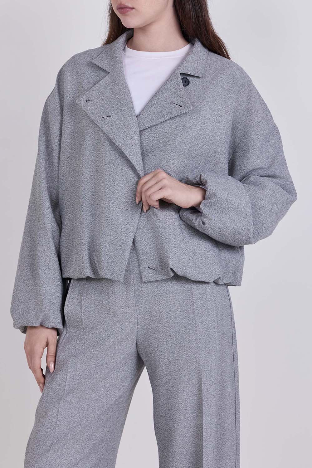 תמונת דוגמן קידמית של ז'קט מחויט