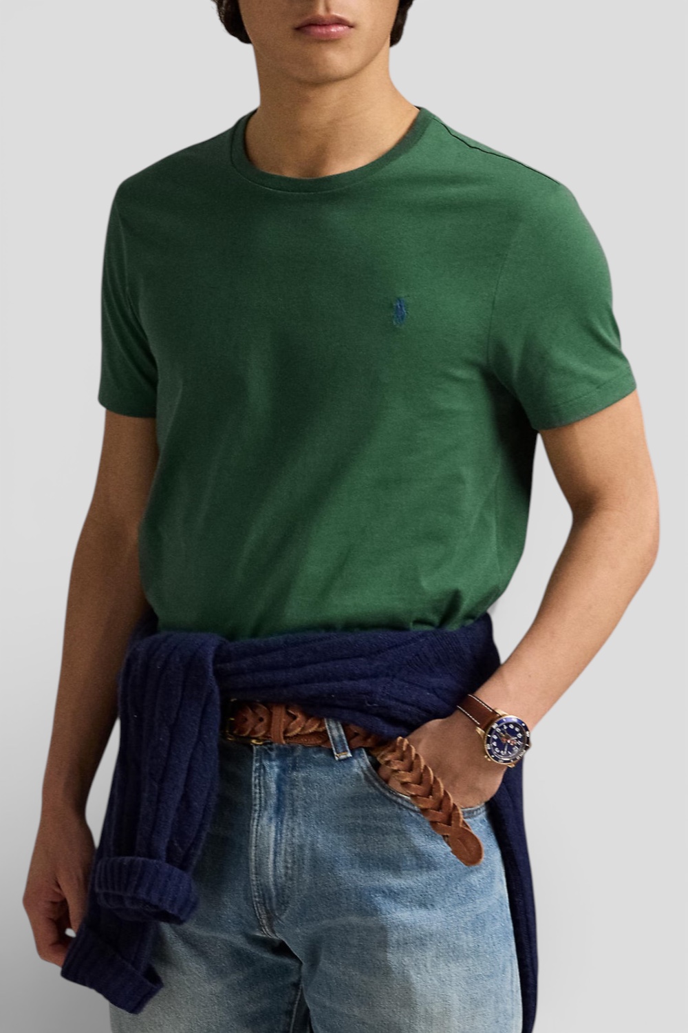 תמונת דוגמן קידמית של חולצת טי