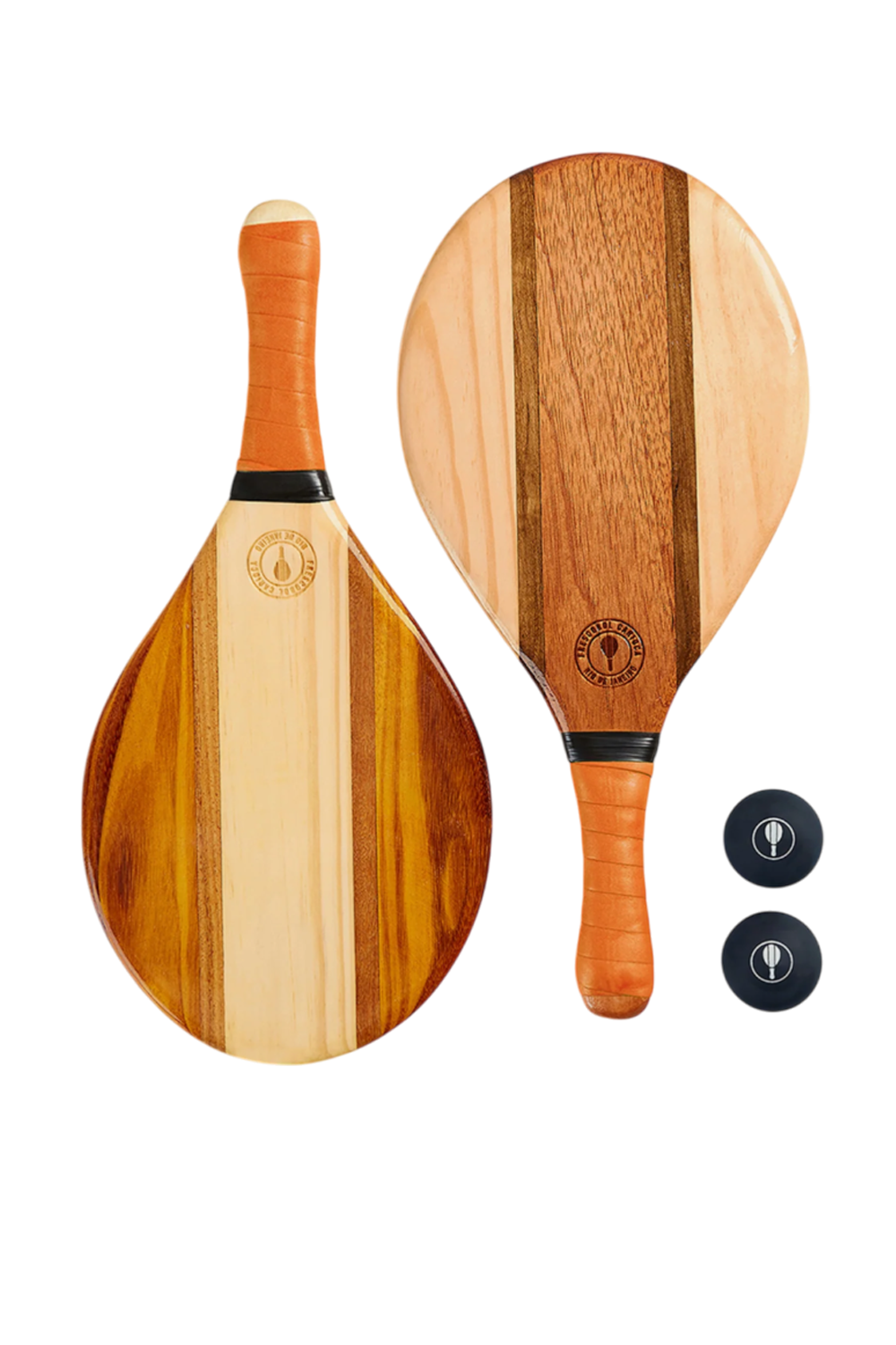 תמונה קידמית של סט מחבטי החוף