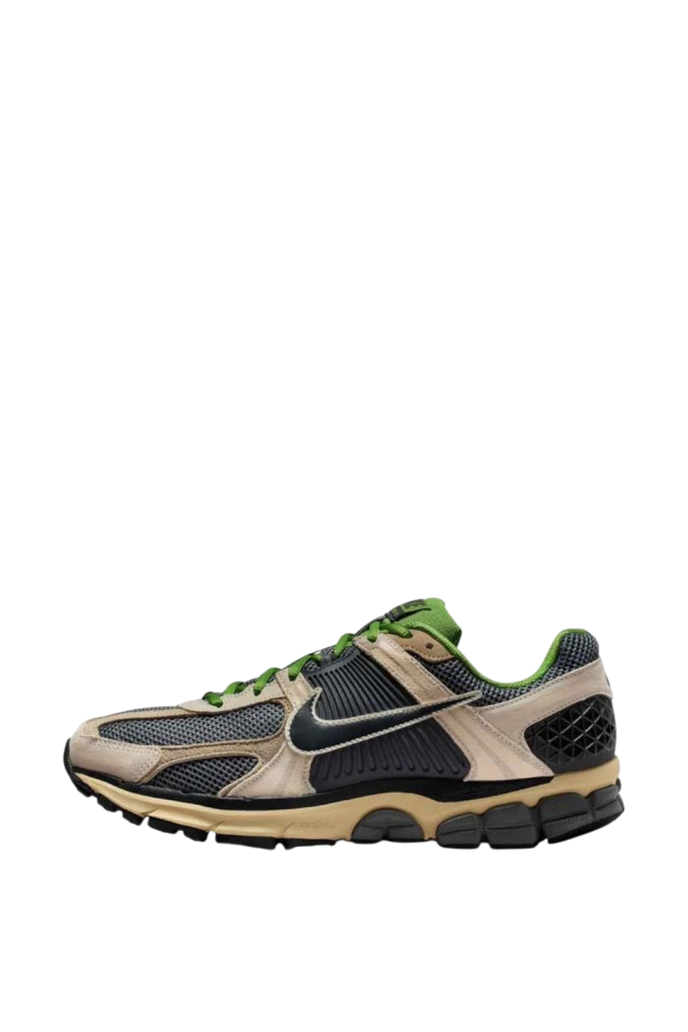 תמונה אחורית של נעלי סניקרס זום וומרו 5