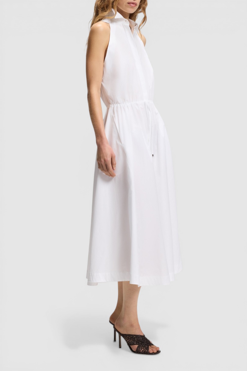 תמונת דוגמן קידמית של שמלת מידי