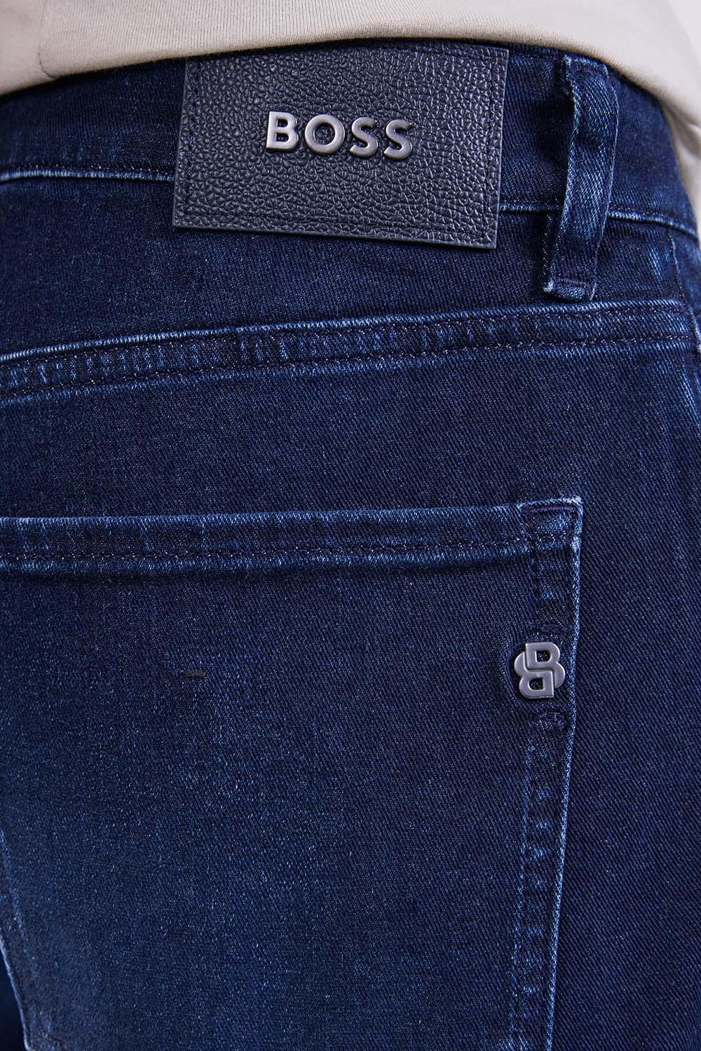 תמונת תקריב דוגמן של מכנסי ג'ינס