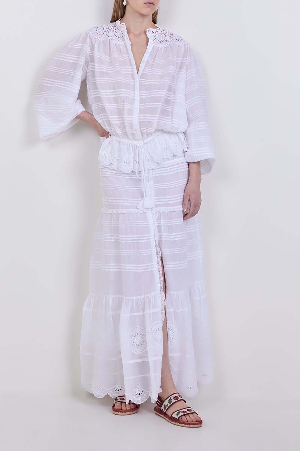 תמונת דוגמן קידמית של סנדלי אספדריל