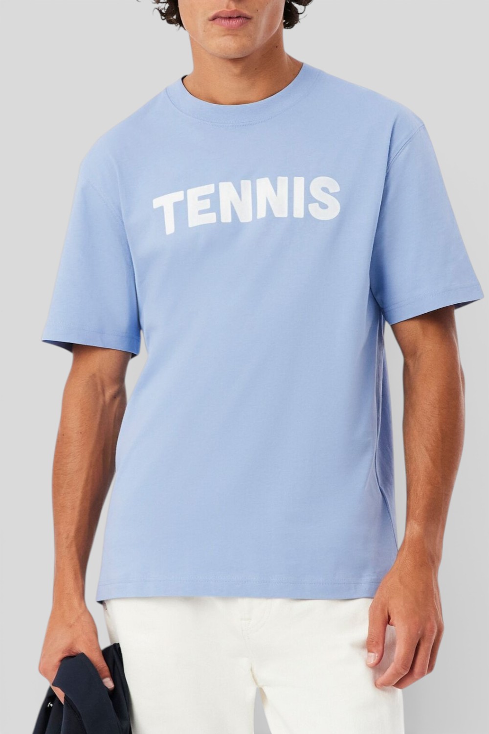 תמונת דוגמן קידמית של חולצת טי