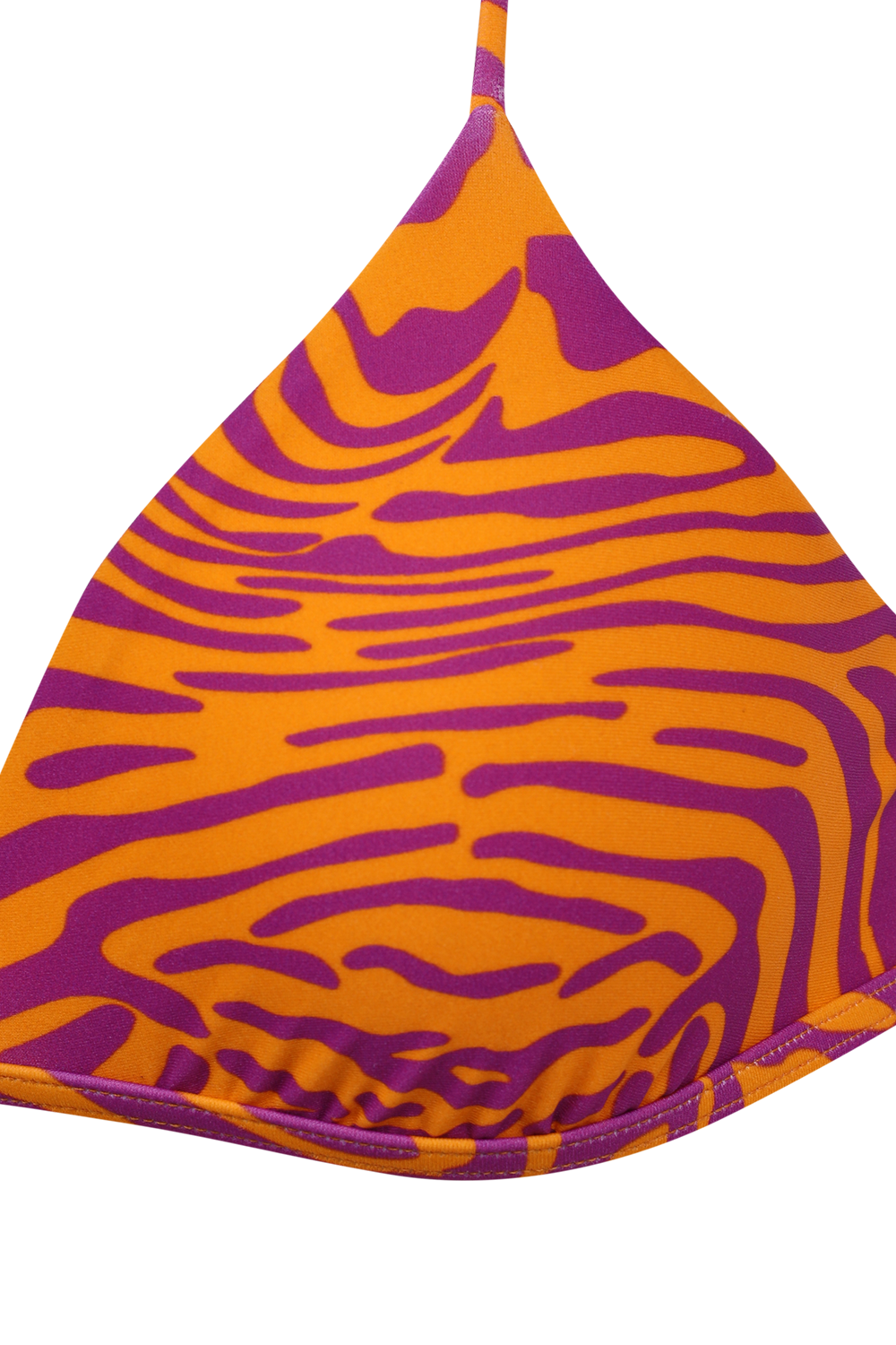 תמונת תקריב של חזיית בקיני משולשים