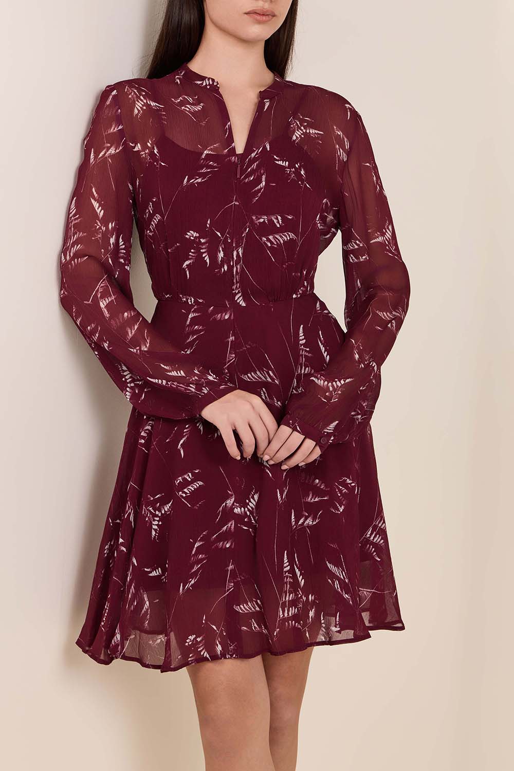 תמונת דוגמן קידמית של שמלת מיני