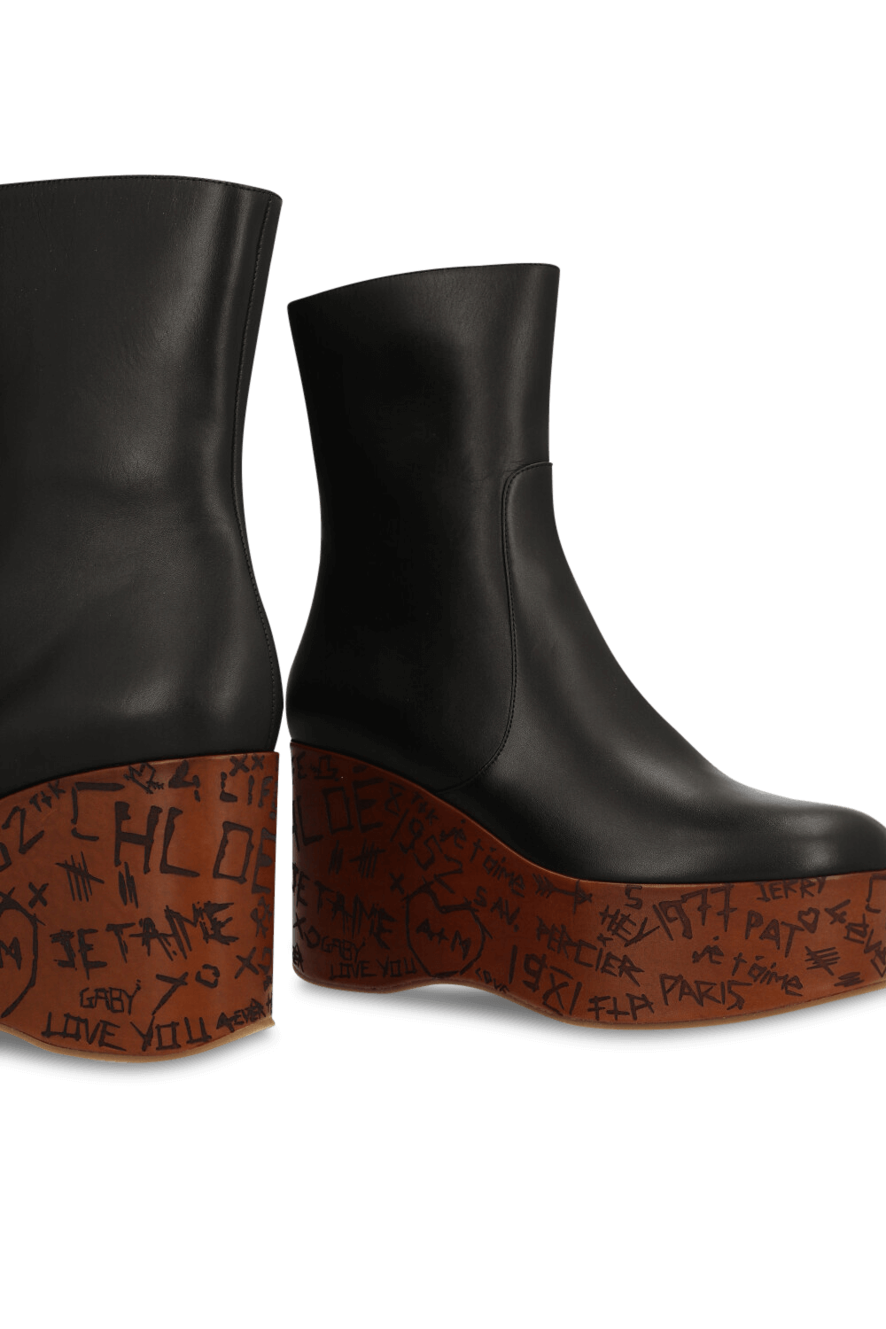 תמונת תקריב של מגפוני פלטפורמה