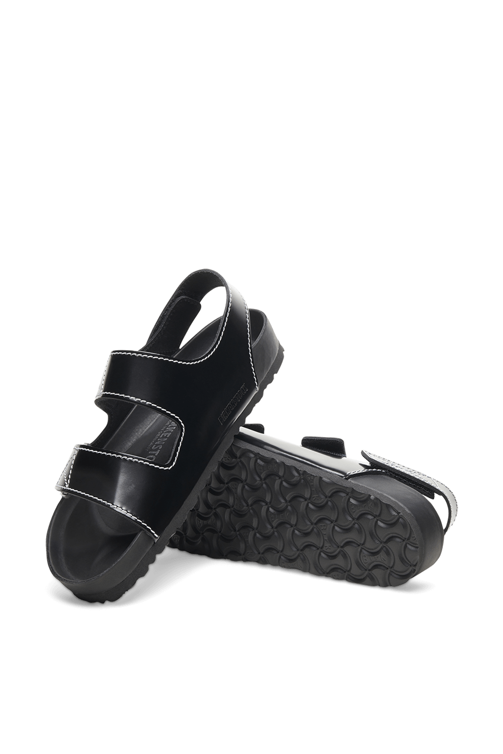 תמונת תקריב של פרונזה שולר X בירקנשטוק סנדלי מילאנו בצבע שחור