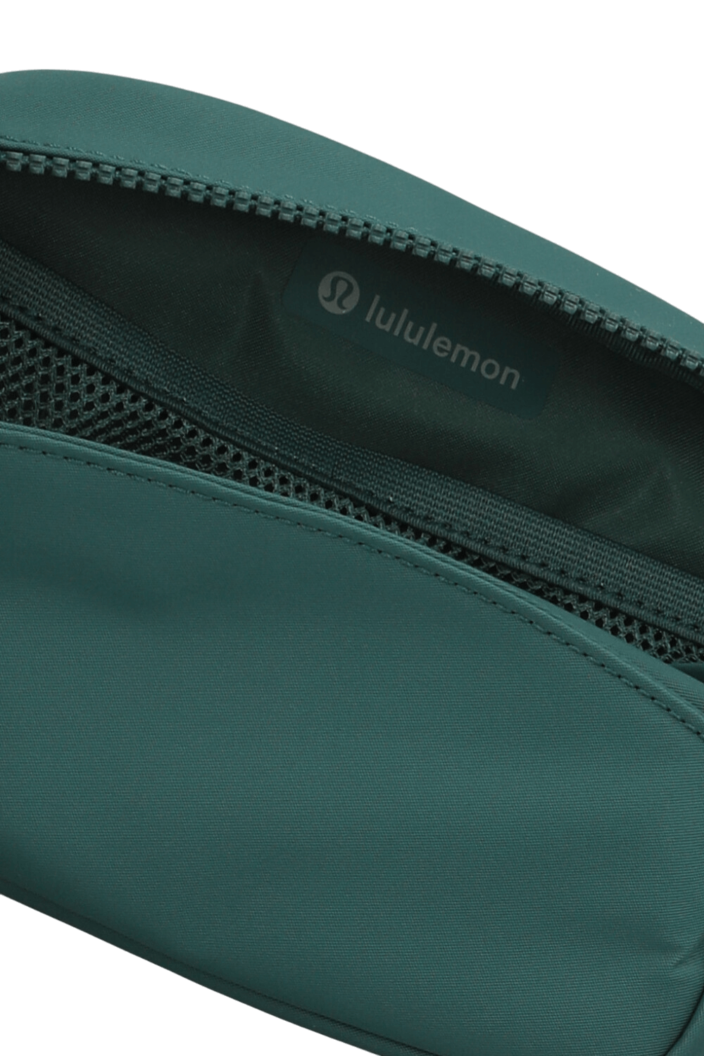 תמונת פנים של City Essentials Pouch Mini 2L