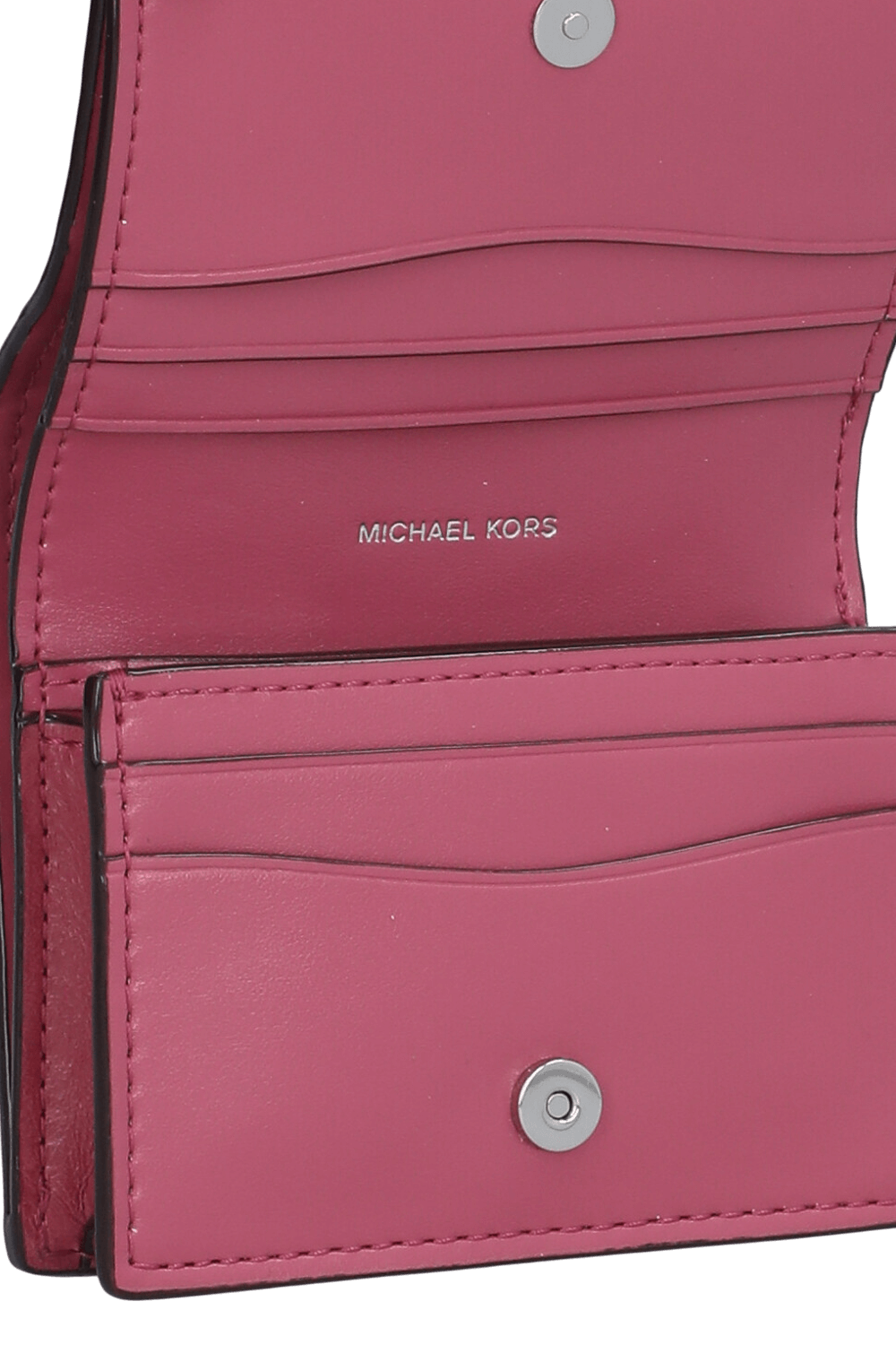 תמונת פנים של ארנק כסף