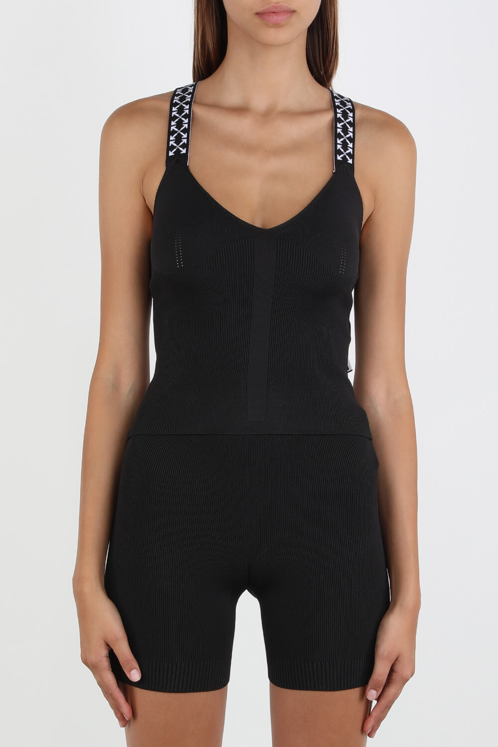 תמונת דוגמן קידמית של גופייה סרוגה