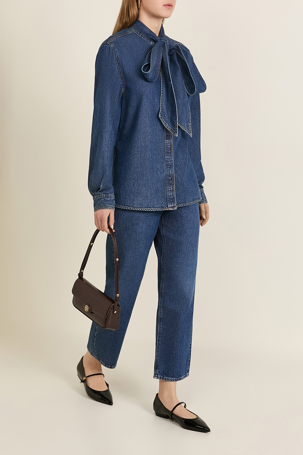 תמונת דוגמן קידמית של תיק כתף