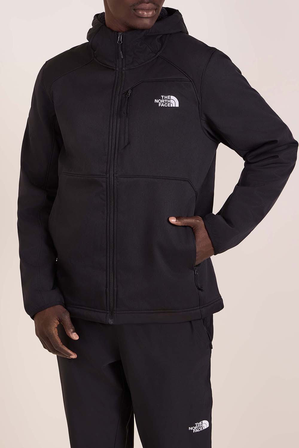 תמונת דוגמן קידמית של ז'קט רוח קווסט של