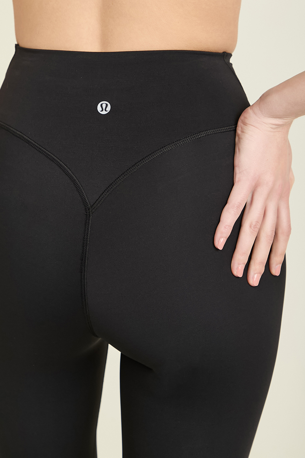 תמונת תקריב דוגמן של Seriously Silky Hight-Rise Tight 25