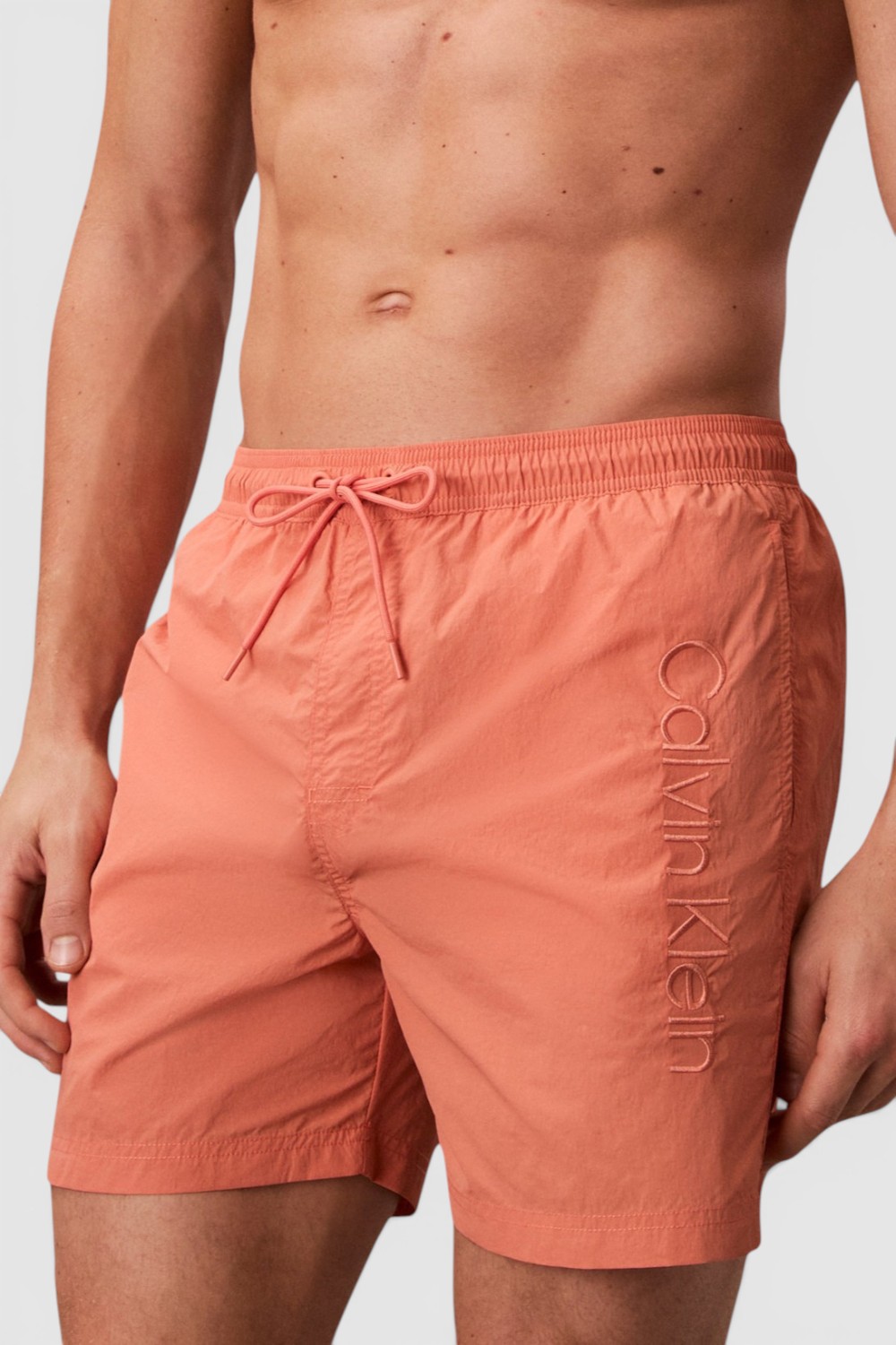 תמונת דוגמן קידמית של מכנסי בגד ים