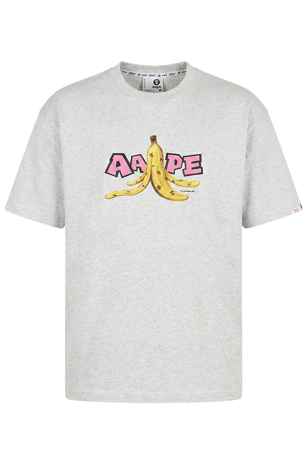 תמונה קידמית של חולצת טי