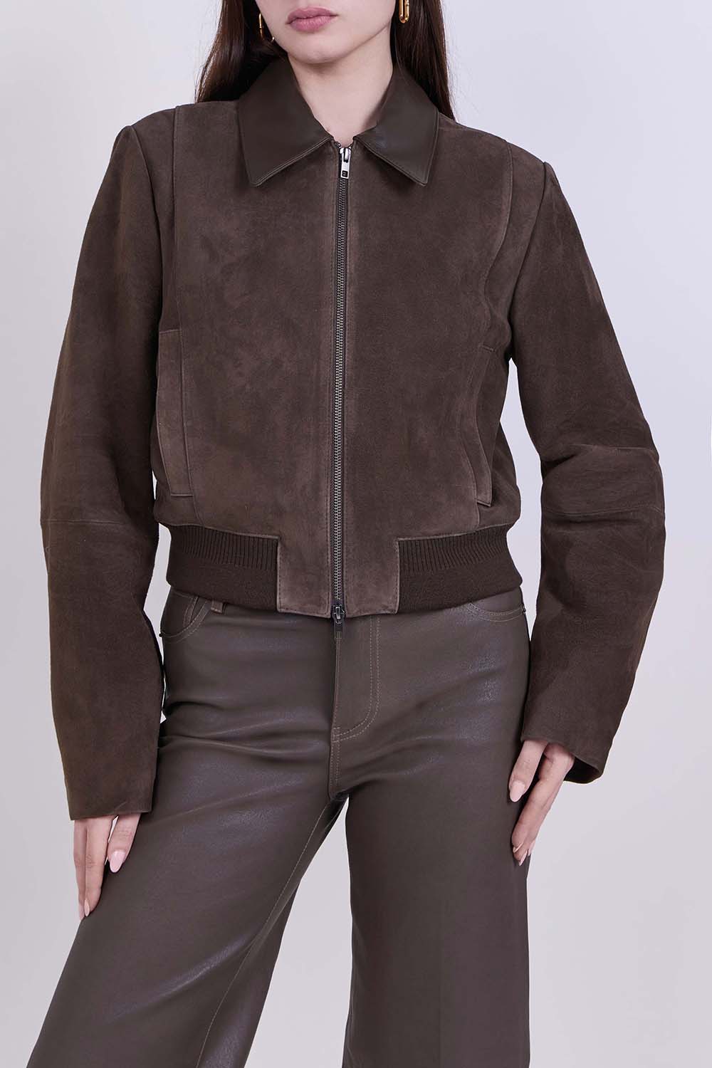 תמונת דוגמן קידמית של ז&rsquo;קט בומבר זמש