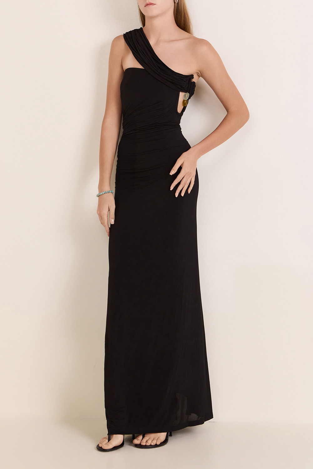 תמונת דוגמן קידמית של צמיד אבנים טורקיז