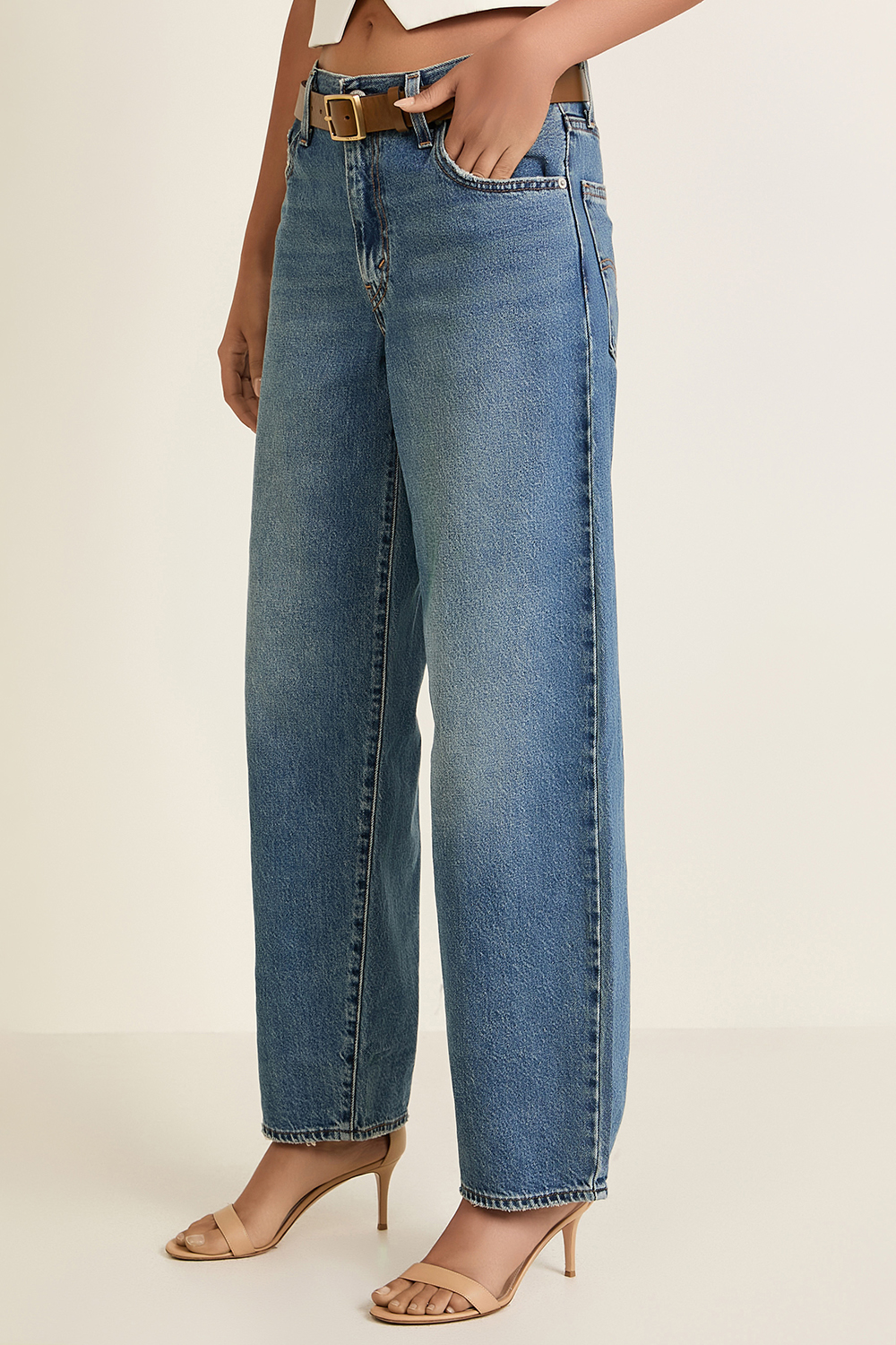 תמונת דוגמן קידמית של מכנסי ג'ינס באגי דאדי בגזרה רחבה