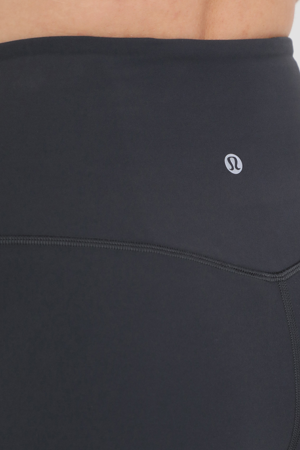 תמונת תקריב דוגמן של Align HR Wide-Leg Pants 31