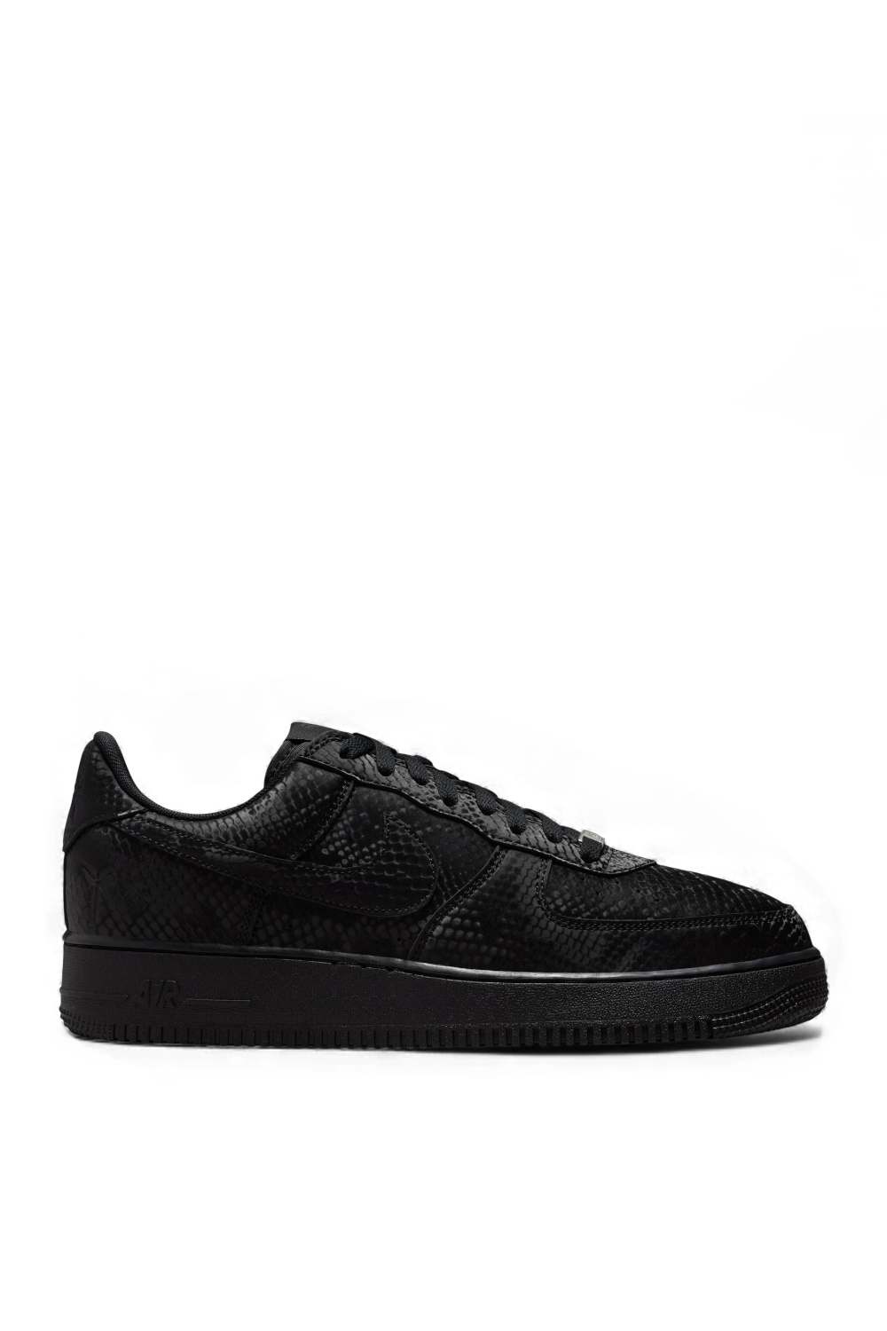 תמונה קידמית של נעלי סניקרס אייר פורס 1 07' קוב