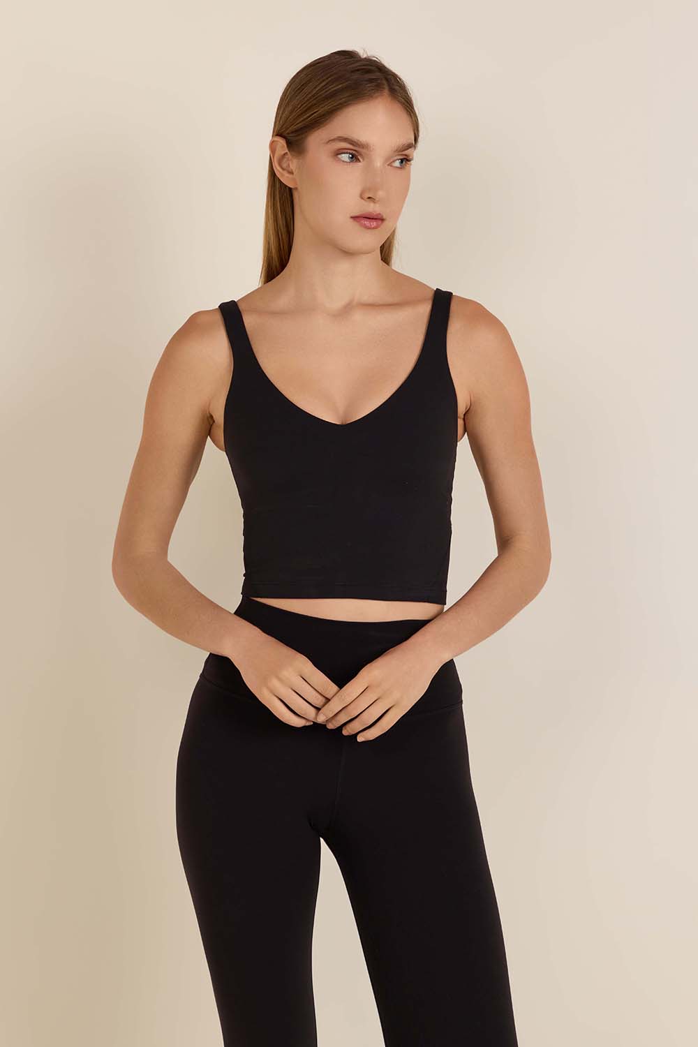 תמונת דוגמן קידמית של lululemon Align&trade; Tank Top