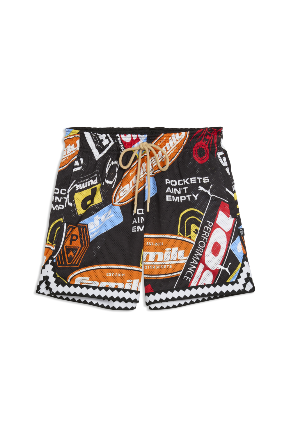 תמונה קידמית של מכנסיים קצרים