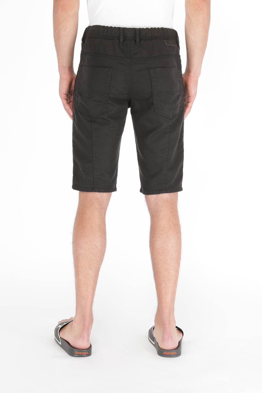 תמונת דוגמן אחורית של Krooshort JoggJeans in Black