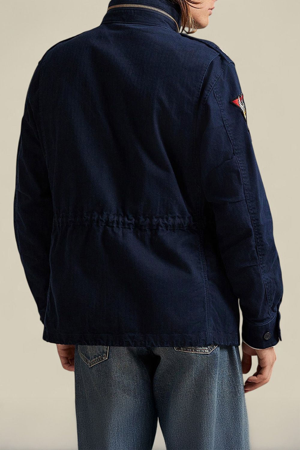 תמונת דוגמן אחורית של ז'קט